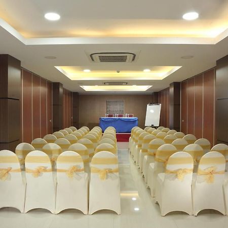 Hotel Horison Express Sentani Jayapura Zewnętrze zdjęcie